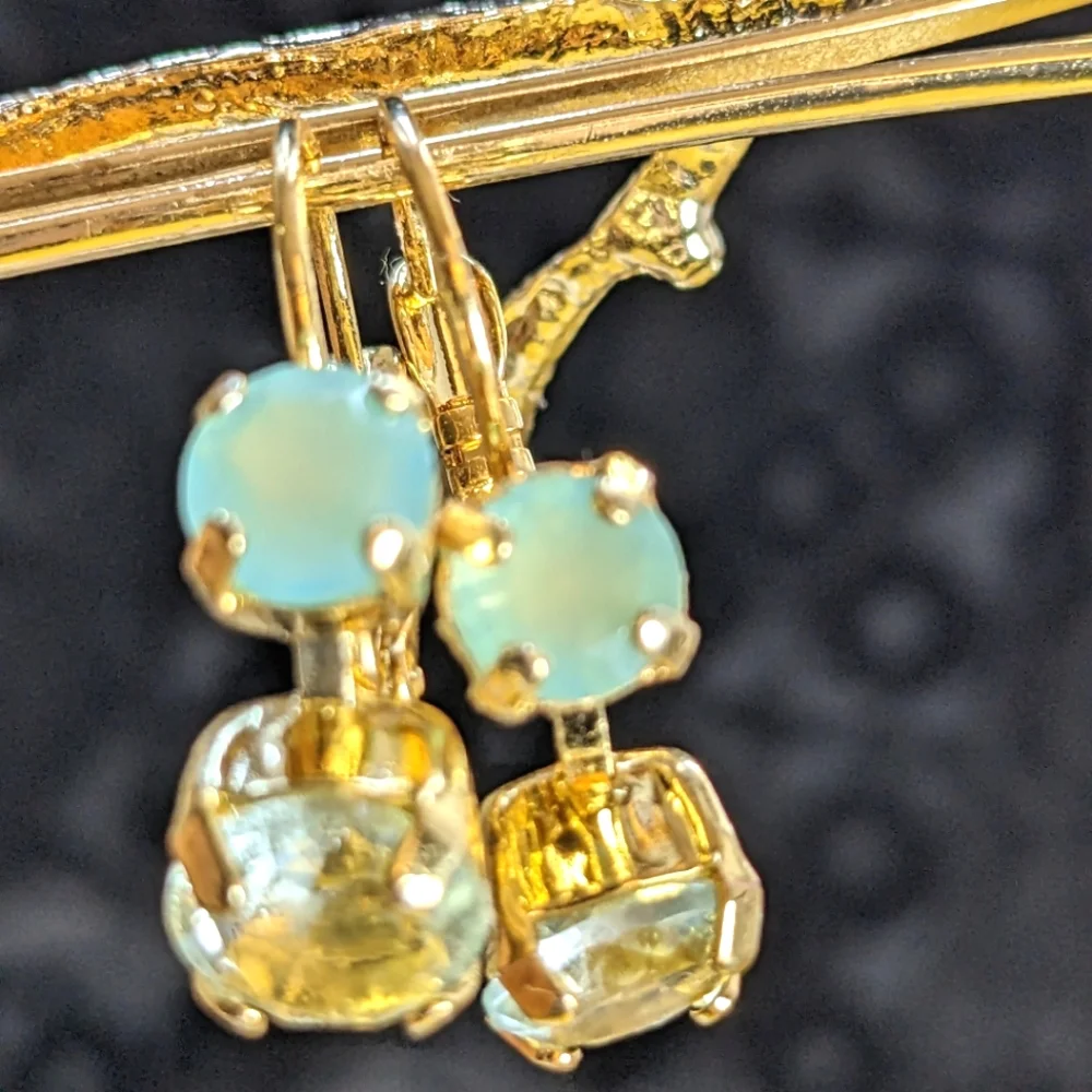 Aquamarine genuine 87